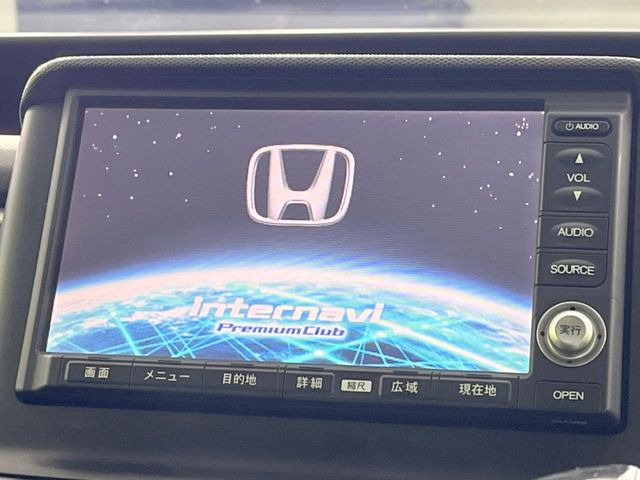 �y����HDD�i�r�z�l�C�̏����i�r�𑕔����Ă���܂��B�i�r�̎g���₷���͂������A�I�[�f�B�I�@�\���[��!�L�����v�◷�s�͂������A�ʋ΂┃�����ȂǕ��i�̃h���C�u���y�����Ȃ�͂���