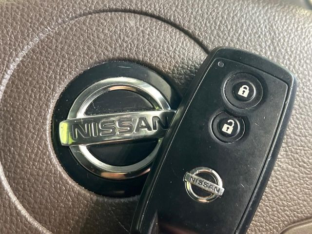 �y�C���e���W�F���g�L�[�z�J�o����|�P�b�g�ɓ��ꂽ�܂܂ł��h�A�̎{���E�������\�ȃX�}�[�g�L�[�𑕔��B�G���W���̃I���E�I�t�����J�M�����o���K�v����������Ƃ��Ă��֗��ł���