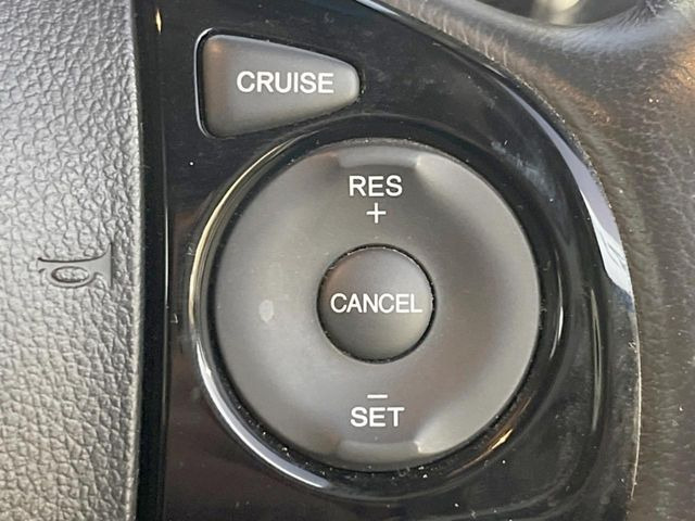 �y�N���[�Y�R���g���[���z�������H�����N���N���s�B�A�N�Z���𗣂��Ă���葬�x�ő��s���ł��A�������^�]���̕��S���y��!�����E�������ȒP�ȃX�C�b�`����Œ����ł��܂��B