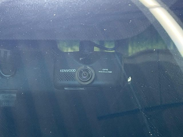 �y�h���C�u���R�[�_�[�z���S�E���S�ȃJ�[���C�t�ɕK�{�̃h���C�u���R�[�_�[�𑕔�!���s���͂������A������^�]�⎖�̂ɑ��������ۂ̏󋵂��f���ŋL�^���A����̃��X�N�ɔ����܂��B