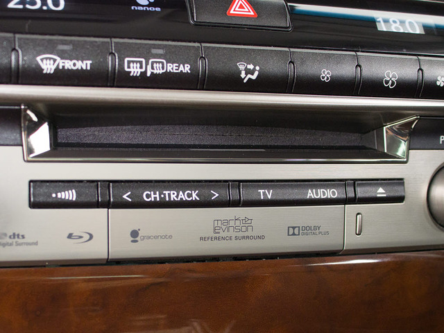 マークレビンソンプレミアムサウンドシステム!そのクリアで迫力あるサウンドにより、オーディオブランドとして名高いブランドです!まるでコンサートホールのような臨場感を味わえます!!