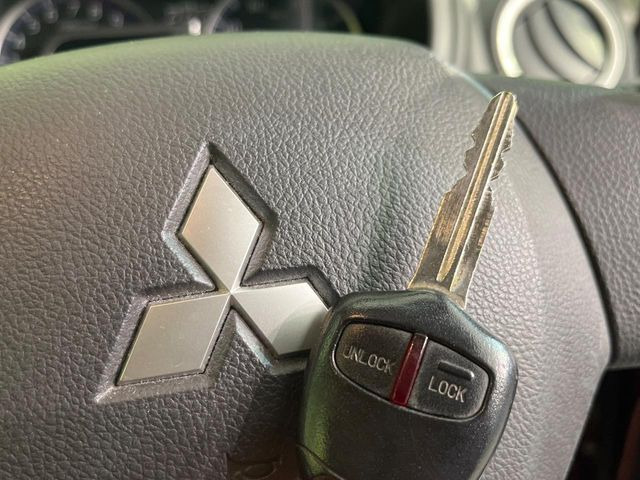 �y�L�[���X�z�������ꂽ�ꏊ����ł��{�^����Ńh�A�̊J���E�{�����ł���̂łƂ��Ă��֗�!�h�A�̌�������ɏ������邱�Ƃ�����܂����