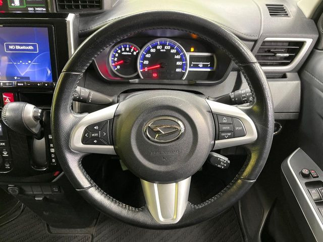 �y�����v�����X�e�A�����O�z�㎿�Ȋv���g�p���邱�ƂŁA��ɂ����������݂ƂĂ��^�]���₷���n���h���ł���