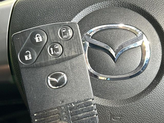 �y�A�h�o���X�g�L�[�z�J�o����|�P�b�g�ɓ��ꂽ�܂܂ł��h�A�̎{���E�������\�ȃX�}�[�g�L�[�𑕔��B�G���W���̃I���E�I�t�����J�M�����o���K�v����������Ƃ��Ă��֗��ł���