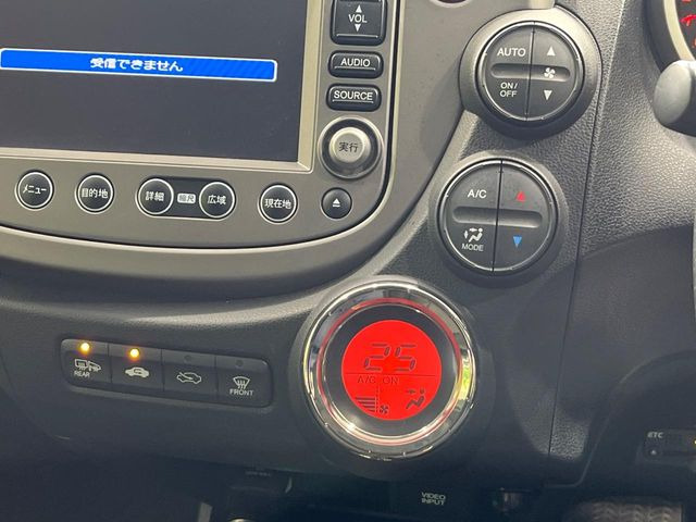 �y�I�[�g�G�A�R���z��x���D�݂̉��x�ɐݒ肷��΁A�ԓ��̉��x�����m�����ʂ≷�x�������Œ����B����&hellip;����&hellip;�Ɖ��x���X�C�b�`���������K�v�͂���܂���B���K�Ȏԓ���Ԃɂ͕K�{�̋@�\�ł��ˁ�