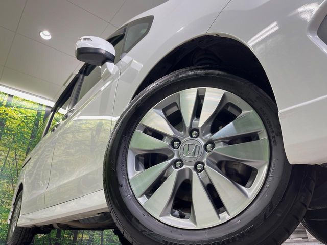 �y����16�C���`�A���~�z�C�[���z�O�ςɃ}�b�`���������A���~�z�C�[���𑕒����Ă���܂��B�e��ЊO�A���~�z�C�[����A�X�^�b�h���X�^�C�����戵�����Ă���܂��B���񂲑��k����������