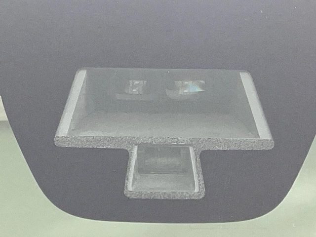 【スズキ セーフティサポート】走行中に前方の車両等を認識し、衝突しそうな時は警報とブレーキで衝突回避と被害軽減をアシスト。より安全にドライブをお楽しみいただけます。