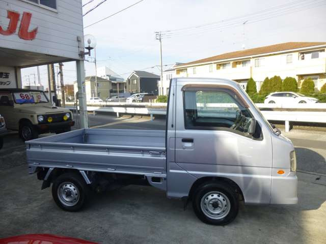 サンバートラック660TC三方開 Sチャージャー 4WD純正5速ガレージ保管禁煙車!!