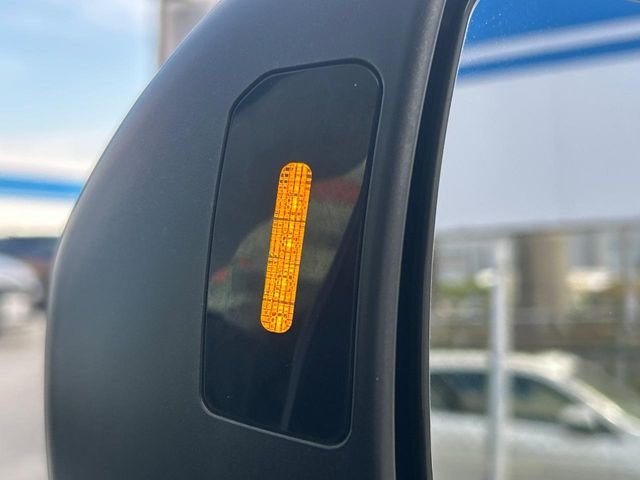 �y�����r�[�N���f�B�e�B�N�V�����z���s���A�h�A�~���[�̎��p�ɂȂ�₷���ӏ��Ɍ㑱�Ԃ��ڋ߂���ƃT�C�h�~���[�t�߂Ɍx����\���A�h���C�o�[�ɒ��ӊ��N�ƁA����̍ۂ̓n���h��������A�V�X�g�����܂��B