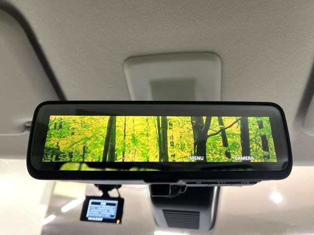 �y�f�W�^�����[���~���[�z��Ȃ̑傫�ȉו��⓯��҂Ō�����m�F���Â炢���ł����S!�J�������B�e�����ԗ�����̉f�������[���~���[���ɕ\���B�N���A�Ȏ��E�ŏ󋵂̊m�F���\�ł�!