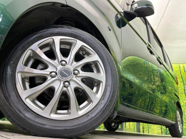 �y14�C���`�A���~�z�C�[���z�O�ςɃ}�b�`�����A���~�z�C�[���𑕒����Ă���܂��B�e��A���~�z�C�[����A�X�^�b�h���X�^�C�����戵�����Ă���܂��B���񂲑��k����������