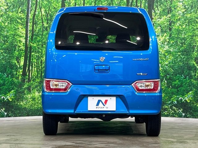 安心の最長10年・走行無制限保証(有償)をご用意。保証内容も充実はもちろん、無料点検&オイル交換や、年中無休の全国・24時間ロードサービスも付帯されておりますのでご安心下さい。