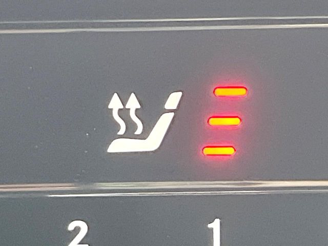 ���t�����g�V�[�g�q�[�e�B���O:�^�]�ȁE����ȋ��ɎO�i�K�Œ��߂��\�ȃV�[�g�q�[�^�[�𑕔����Ă���܂��B�G�߂��킸���K�ɂ��g�p���������܂��B