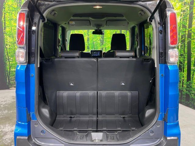 ���i�̂���������ʋ΁A���}���ɏ\���ȉ׎��X�y�[�X���m�ۂ��Ă���܂��B�Z�J���h�V�[�g��|���ƁA�傫�ȉו��̐ύڂ��\�ł���