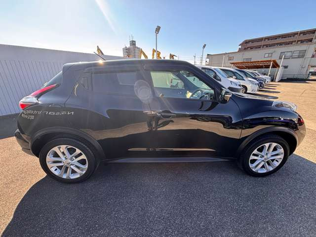 ジューク1.5 15RX V セレクション