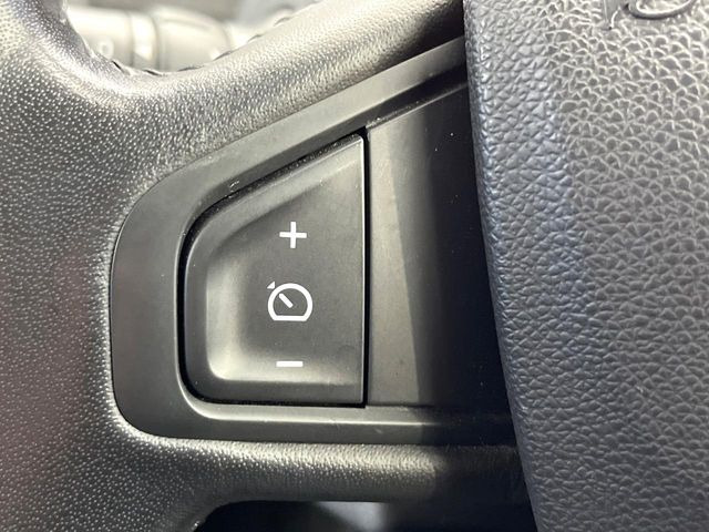 ���I�[�g�N���[�Y�R���g���[��:�������H�⎩���Ԑ�p���H���ɂāA�葬���q���\�ƂȂ�֗��ȋ@�\�ł��B�������ړ��̍ۂł����ɂ����֗��ɂ��g�����������܂���