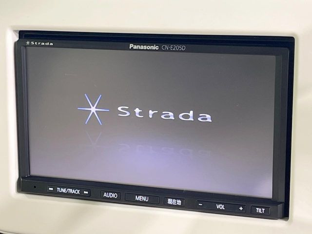 【ナビゲーション】使いやすいナビで目的地までしっかり案内してくれます。各種オーディオ再生機能も充実しており、お車の運転がさらに楽しくなります!!