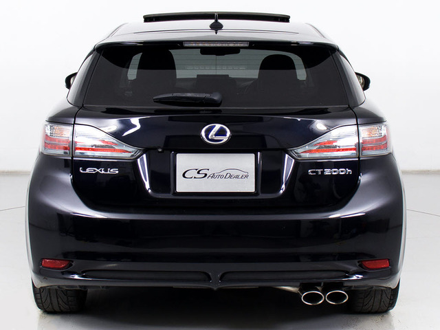 ガナドール製2本出しマフラーが装着されています!お好みはいかがですか?