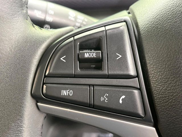 �y�X�e�A�����O�X�C�b�`�z�^�]���A�O������ڐ������炷���ƂȂ��A�I�[�f�B�I���̑��삪�\�ȕ֗��@�\!���S&���K�ȃh���C�u�����o���Ă���܂���