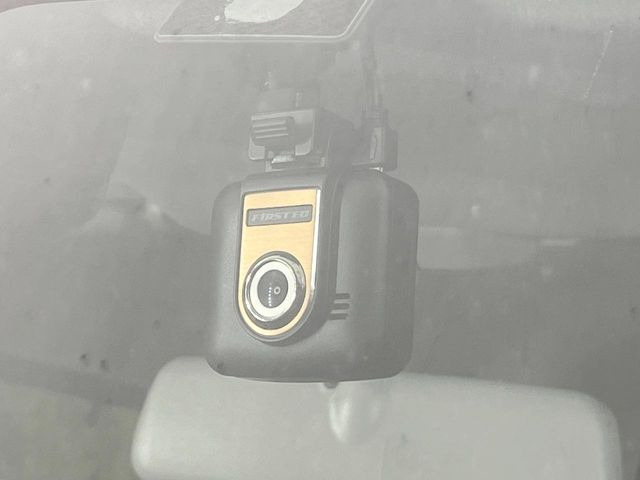 �y�h���C�u���R�[�_�[�z���S�E���S�ȃJ�[���C�t�ɕK�{�̃h���C�u���R�[�_�[�𑕔�!���s���͂������A������^�]�⎖�̂ɑ��������ۂ̏󋵂��f���ŋL�^���A����̃��X�N�ɔ����܂��B