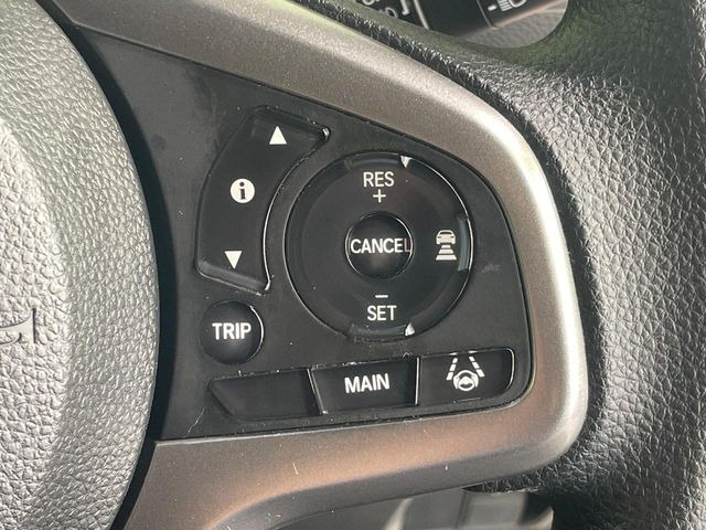 �y�A�_�v�e�B�u�N���[�Y�R���g���[���z�������H�ł̒��������s���y��!!�����ő��x��ۂN���[�Y�R���g���[�����A�Փˌy���V�X�e���ƘA�g���A�O���̎ԗ������m���ĎԊԂ�ۂ悤�ɑ��x���߂��Ă���܂�!!