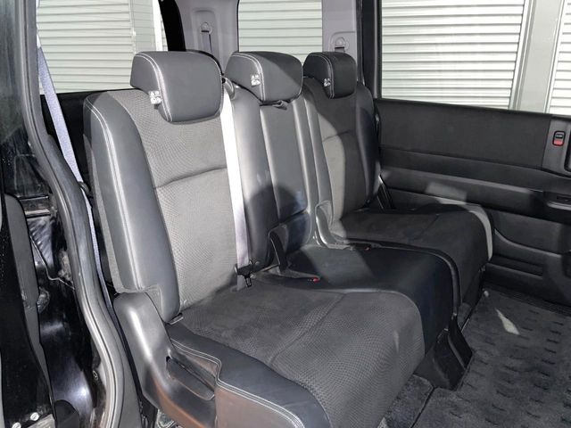 �L�X�Ƃ���2��ڃV�[�g�͋��Z���������A���S�n�����K!�F�B��Ƒ��Ƃ̂��o�����ɂ҂�����ł��B�x�r�[�V�[�g��`���C���h�V�[�g�g�p�������K�ɂ��߂�������������\���ȋ�Ԃ��m�ۂ��Ă��܂��B