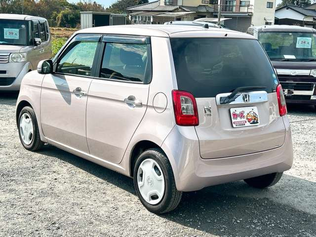 ���X�ł͌y�����Ԃ��畁�ʎԂ܂ŕ��L���I�[�����[�J�[�̎Ԏ�E�F�E�O���[�h��L�x�ɑ����Ă���܂��B