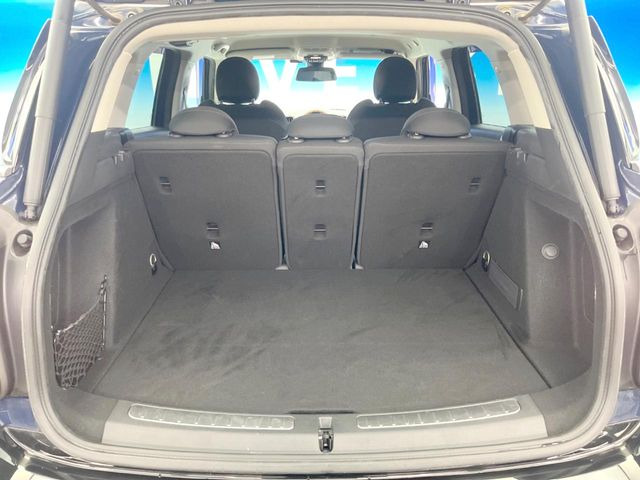 ●トランクルーム:趣味が広がる収容スペース!これだけの広さがあればお買い物やレジャーなどにも最適です!使用感も少なくきれいな状態を維持しております。