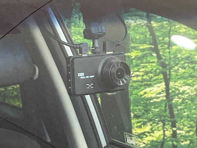 �y�h���C�u���R�[�_�[�z���S�E���S�ȃJ�[���C�t�ɕK�{�̃h���C�u���R�[�_�[�𑕔�!���s���͂������A������^�]�⎖�̂ɑ��������ۂ̏󋵂��f���ŋL�^���A����̃��X�N�ɔ����܂��B