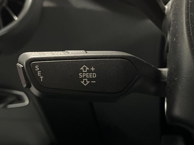 ●オートクルーズコントロール:高速道路や自動車専用道路等にて、定速巡航が可能となる便利な機能です。長距離移動の際でも疲れにくく便利にお使いいただけます♪