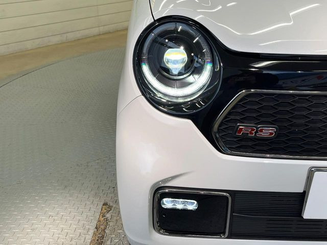 �yLED�w�b�h���C�g�z���V����ԑ��s�����ǍD�Ȏ��E���m�ۂ����S���ĉ^�]�ł��鍂�P�xLED�w�b�h���C�g�𑕔�!�_�����x�������A����d�͂��}�����Ă��܂��B