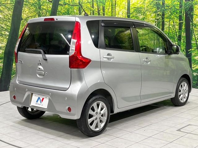 ☆全国のネクステージからお取り寄せが可能※!遠方の店舗に展示してあるクルマが気になる場合も、最寄りの店舗でご覧いただくことが可能です!是非私たちに要望をお聞かせください!※別途費用