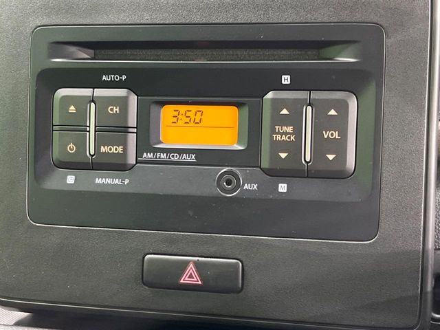 お好きな音楽を車内でお楽しみいただけます♪スピーカー交換・ウーハー追加などの音質向上や、最新ナビ・後席モニター等の取り付けも是非ご相談ください!