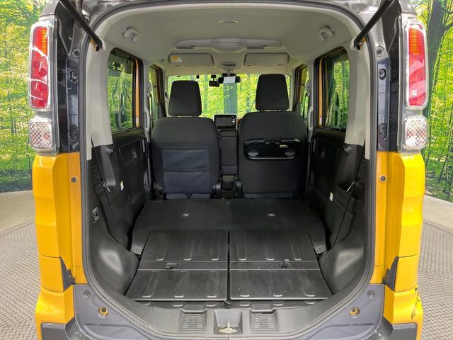 ���i�̂���������ʋ΁A���}���ɏ\���ȉ׎��X�y�[�X���m�ۂ��Ă���܂��B�Z�J���h�V�[�g��|���ƁA�傫�ȉו��̐ύڂ��\�ł���