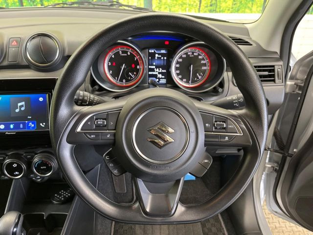 �y�X�Y�L �Z�[�t�e�B�T�|�[�g�z���s���ɑO���̎ԗ�����F�����A�Փ˂������Ȏ��͌x��ƃu���[�L�ŏՓˉ���Ɣ�Q�y�����A�V�X�g�B�����S�Ƀh���C�u�����y���݂��������܂��B