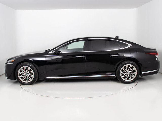 社外アルミホイール取付・スピンドルエアロ取付・各メーカーエアロ取付・車高調・ローダウン・ライトカスタム・スモークフィルム施工OK!お気軽にご相談下さい!