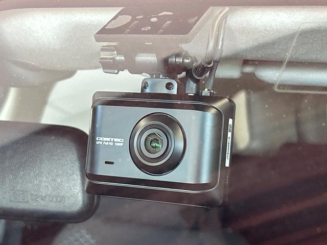 �y�h���C�u���R�[�_�[�z���S�E���S�ȃJ�[���C�t�ɕK�{�̃h���C�u���R�[�_�[�𑕔�!���s���͂������A������^�]�⎖�̂ɑ��������ۂ̏󋵂��f���ŋL�^���A����̃��X�N�ɔ����܂��B