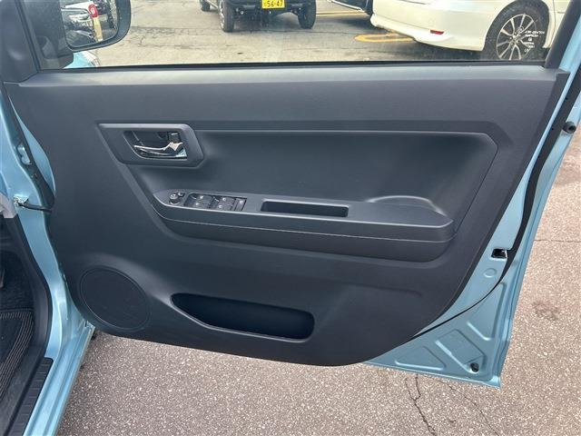 �[�ԑO�ɓ��O���̃N���[�j���O���������܂��B�e��R�[�e�B���O(�ʓr�L��)�����p�ӂ��Ă���܂��̂ŁA���񂲑��k���������B