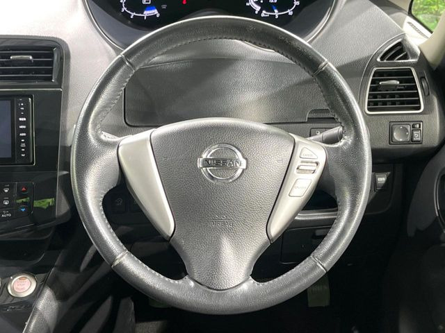 �y�����v�����X�e�A�����O�z�㎿�Ȋv���g�p���邱�ƂŁA��ɂ����������݂ƂĂ��^�]���₷���n���h���ł���