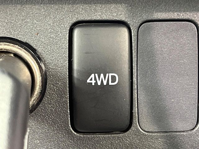 4WD�̂��Ԃł��̂ŁA�ᓹ�ł����S�ł���~��n�n��ɂ��Z�܂��̕��ȊO�ɂ��A�E�B���^�[�X�|�[�c����̕���~��n��֋A�Ȃ����@�������ɂ���������!