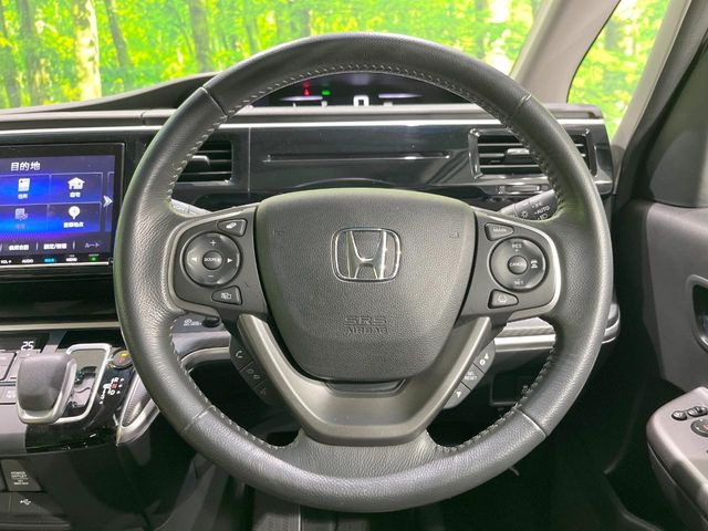 �y�����v�����X�e�A�����O�z�㎿�Ȋv���g�p���邱�ƂŁA��ɂ����������݂ƂĂ��^�]���₷���n���h���ł���