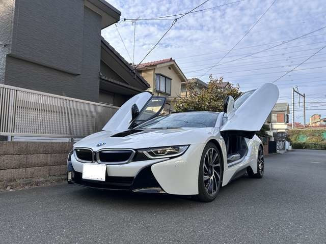 BMW i8 2014年モデルの価格・グレード一覧 価格.com