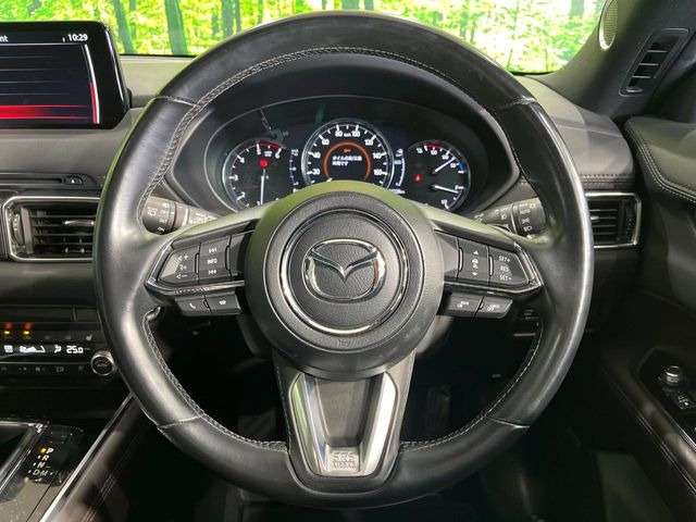 �y�����v�����X�e�A�����O�z�㎿�Ȋv���g�p���邱�ƂŁA��ɂ����������݂ƂĂ��^�]���₷���n���h���ł���