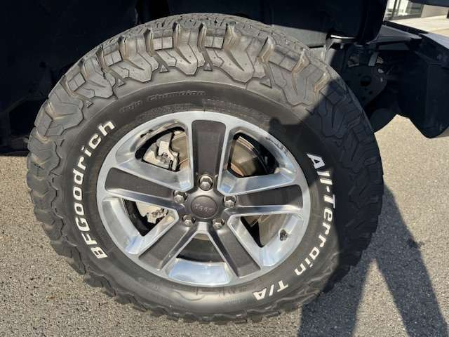 ラングラーアンリミテッド サハラ 4WD