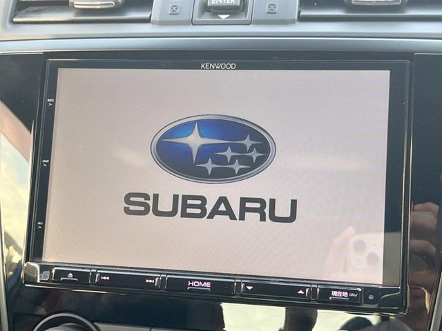 �y����KENWOOD���i�r�z�l�C�̏����i�r�𑕔��B�I�[�f�B�I�@�\���[�����Ă���ABluetooth�ڑ�����΂������̃X�}�z�̉��y���Đ��\!�����̉^�]������Ɋy�����Ȃ�܂�!!