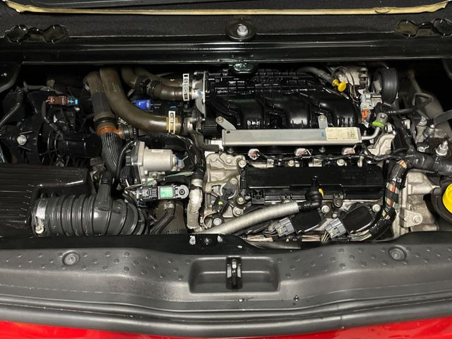 �����X�ł́A�e���[�J�[�̐�p�f�f�e�X�^�[�𓱓��B���Ǝ��i�����e�N�j�J���X�^�b�t���풓���Ă���܂��̂ŁA������̍ۂɂ����S���Ă����p���������܂��B