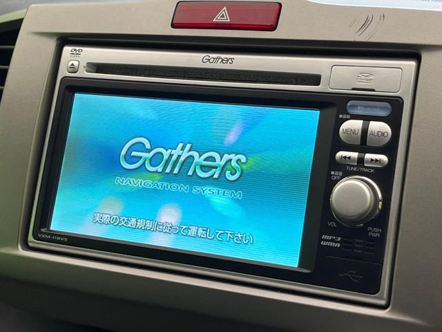 �y�����i�r�z�l�C�̏����i�r�𑕔����Ă���܂��B�i�r�̎g���₷���͂������A�I�[�f�B�I�@�\���[��!�L�����v�◷�s�͂������A�ʋ΂┃�����ȂǕ��i�̃h���C�u���y�����Ȃ�͂���