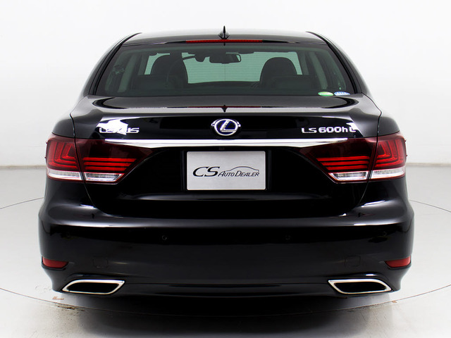 ★クリアランスソナー(前後コーナーセンサー)が付いています!フロント&リアにセンサーがあり、障害物に近づくと警告音が鳴り、更にはマルチ画面上にも表示されます!すごく便利な人気装備です!!