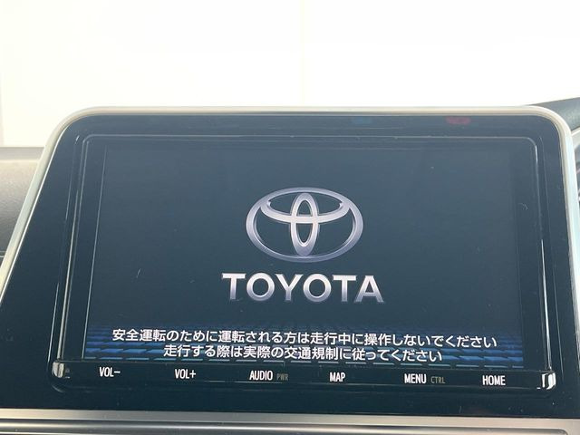 �y�����i�r�z�l�C�̏����i�r�𑕔����Ă���܂��B�i�r�̎g���₷���͂������A�I�[�f�B�I�@�\���[��!�L�����v�◷�s�͂������A�ʋ΂┃�����ȂǕ��i�̃h���C�u���y�����Ȃ�͂���