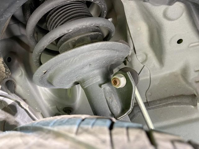 ���Ԃ����S���Ă���肢�������ׂɂ́A�����̒���_�����������܂���B�T�[�r�X�T�|�[�g(�L���ۏ�)�ł͖����_�������񋟂��Ă���A���S�̃J�[���C�t�����߂�������������T�|�[�g�̐��������Ă��܂��B